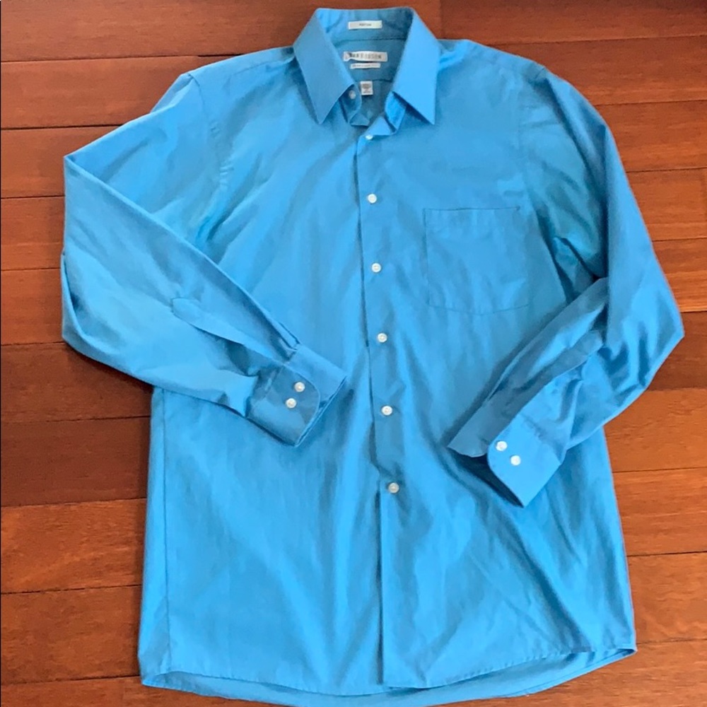 Van heusen medium size 15 long sleeve button up